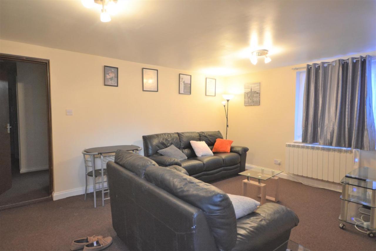 London Zone 2 Lovely 4 Bedroom Apartment - 3 Trowbridge Road 外观 照片